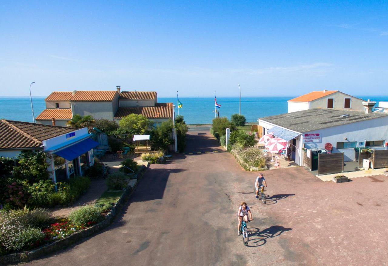فندق Camping Le Puits De L'Auture سانت باليه سور مير المظهر الخارجي الصورة